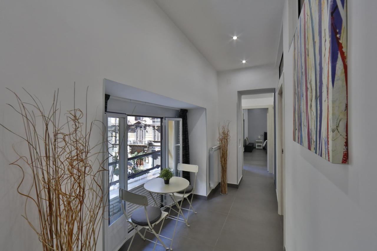 Residenza Napoli Centrale ภายนอก รูปภาพ
