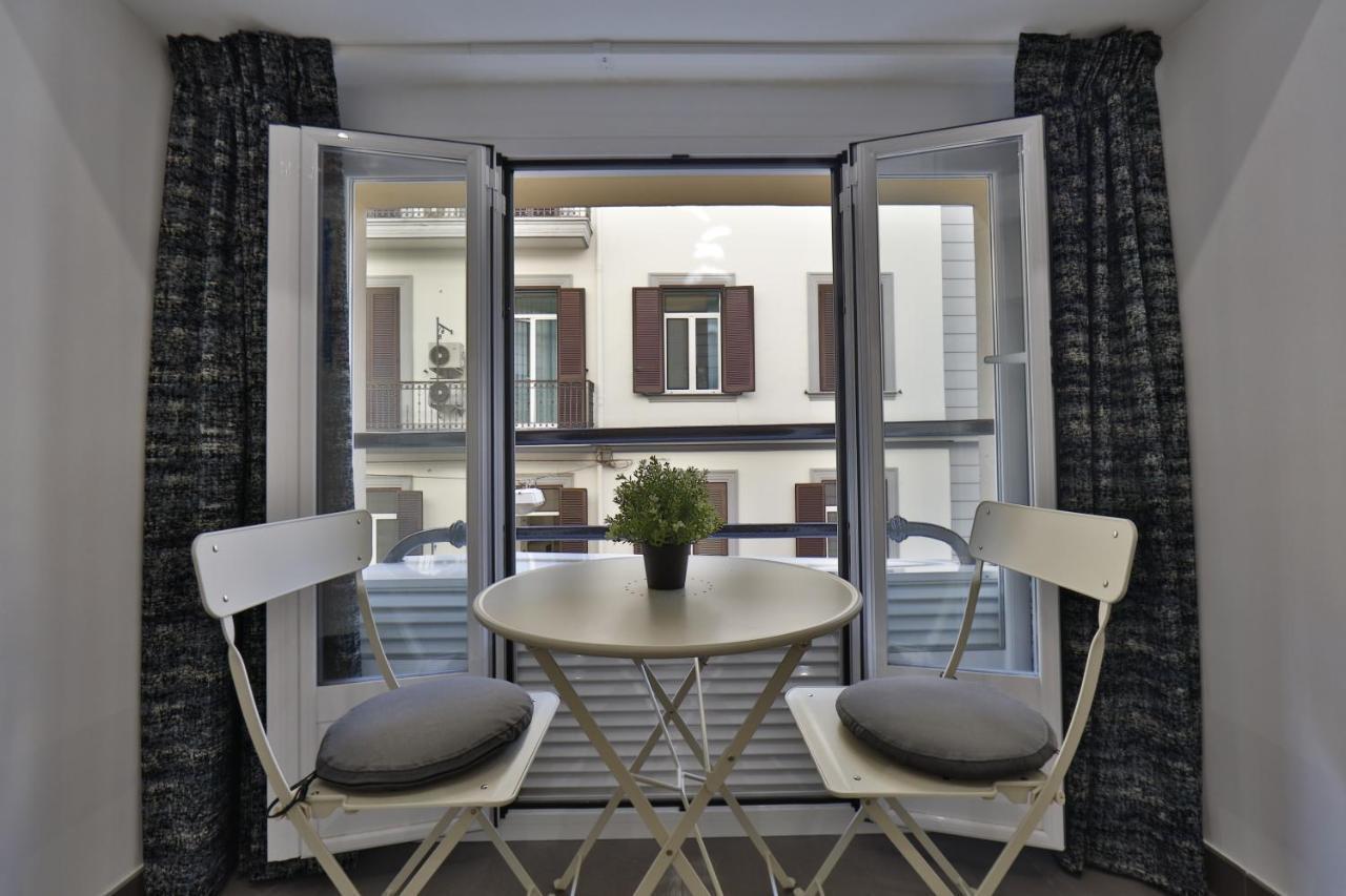 Residenza Napoli Centrale ภายนอก รูปภาพ