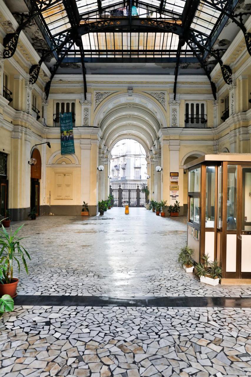 Residenza Napoli Centrale ภายนอก รูปภาพ