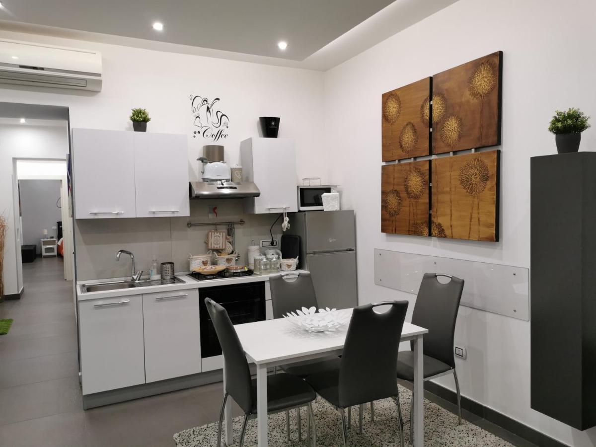 Residenza Napoli Centrale ภายนอก รูปภาพ
