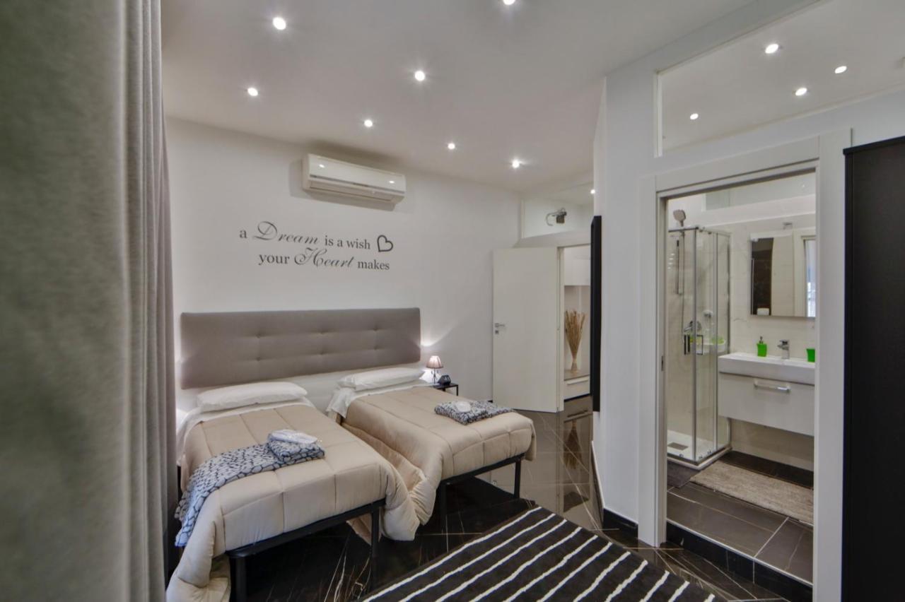 Residenza Napoli Centrale ภายนอก รูปภาพ